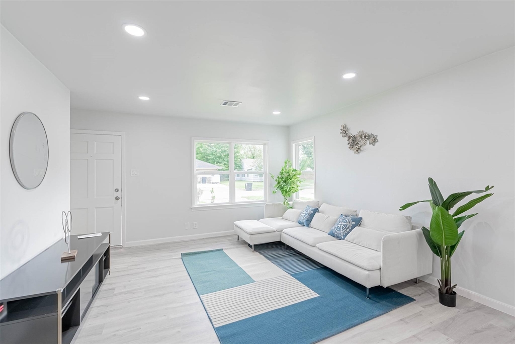 3607 Luca Street - Photo 10