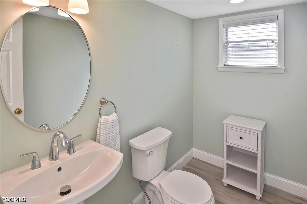 4295 Island Circle - Photo 5