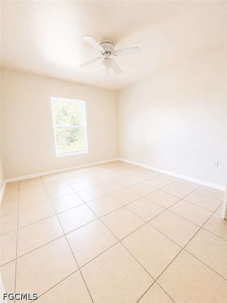 4719 22nd Street Sw - Photo 3