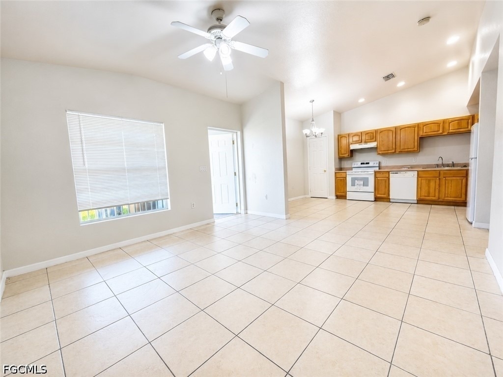 4719 22nd Street Sw - Photo 1