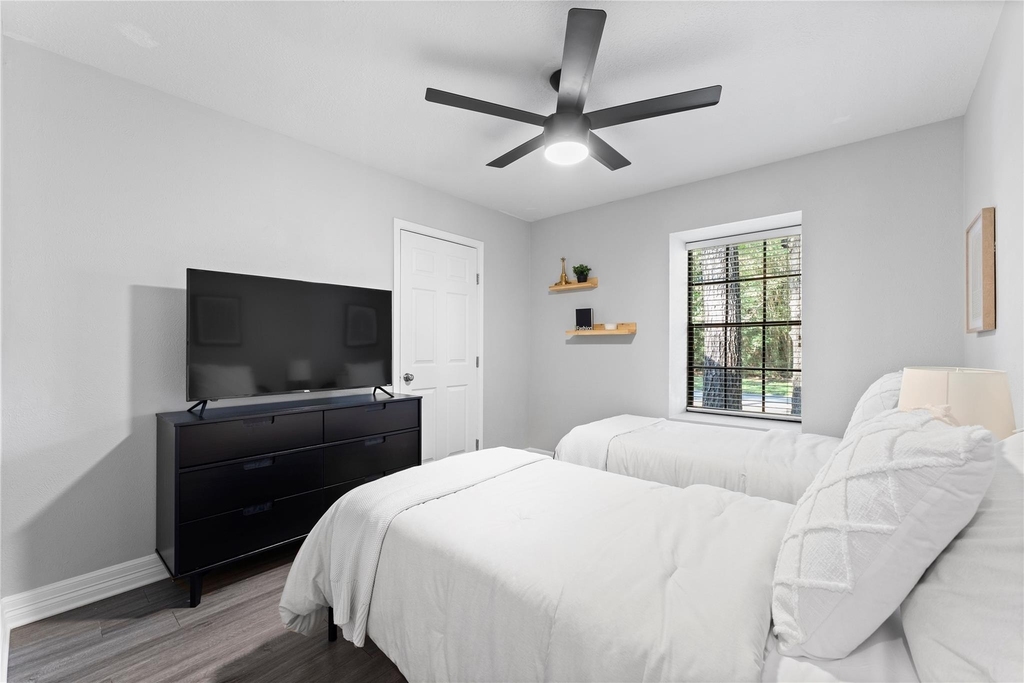 17 S Greenbud Court - Photo 7