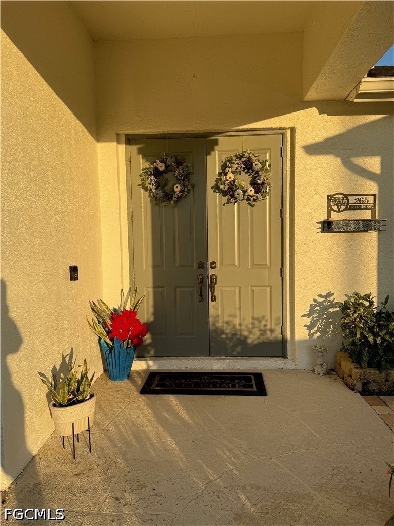 265 Justene Circle W - Photo 1