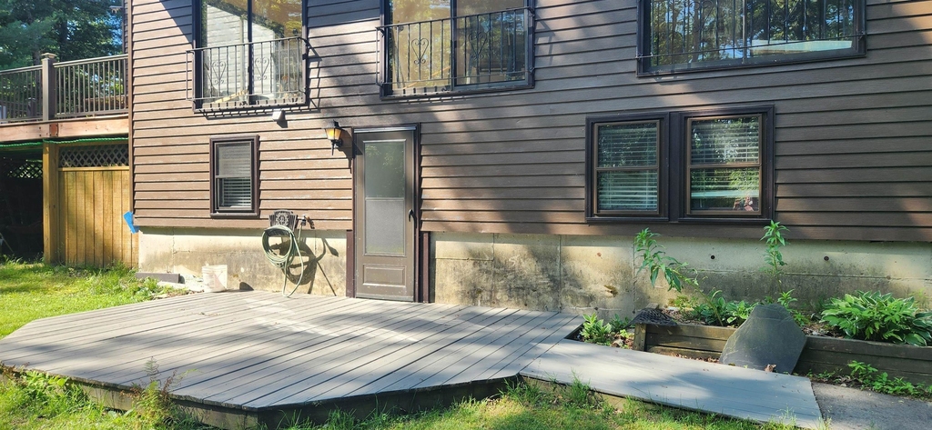 62 Hovey - Photo 0