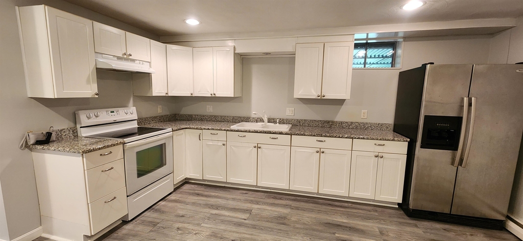 62 Hovey - Photo 2
