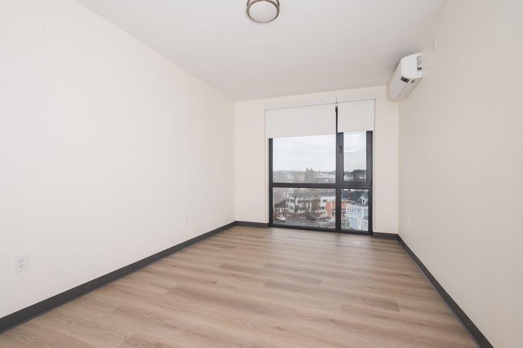 55 North Main - Photo 15