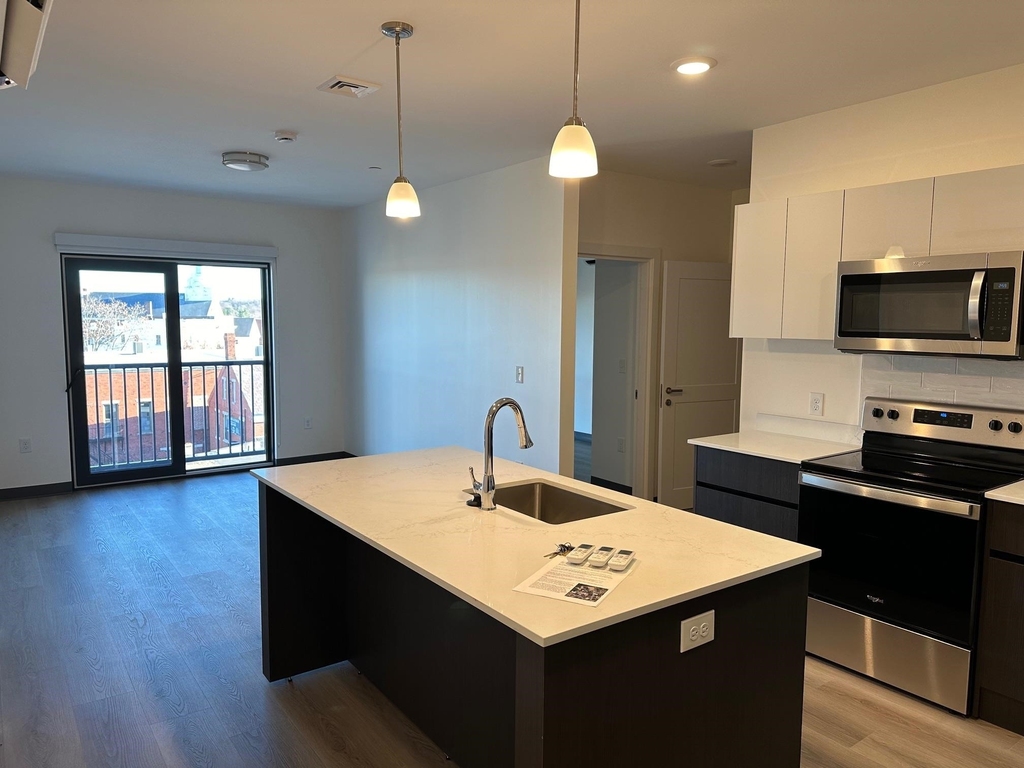 55 North Main - Photo 5