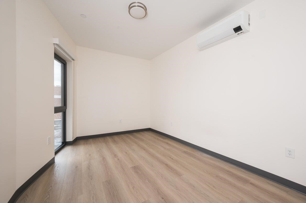 55 North Main - Photo 13