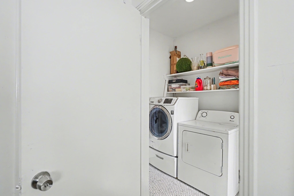 2804 Arlington Street - Photo 10