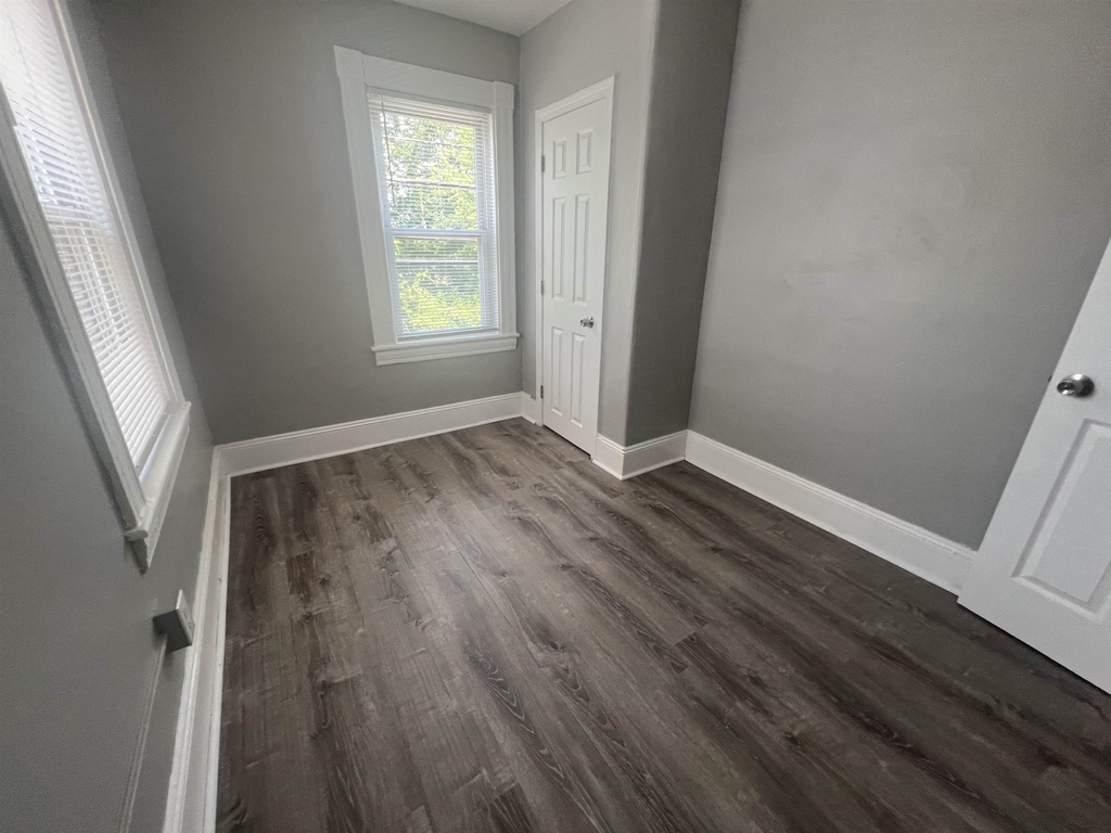 76 Ledge - Photo 16