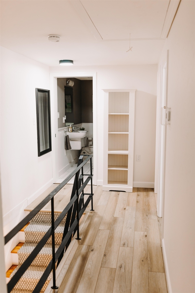 212 Bristol - Photo 19