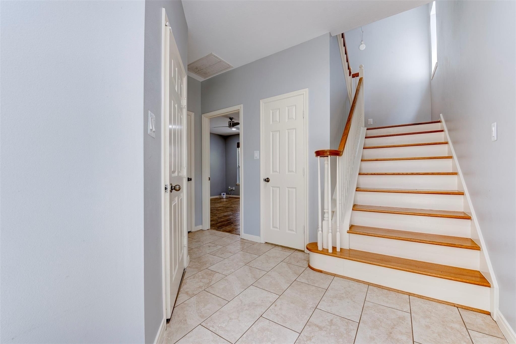 34 Waugh Drive - Photo 1