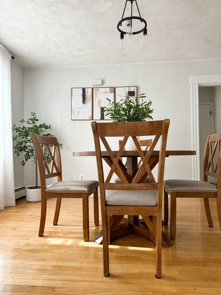 53 Thompson - Photo 3