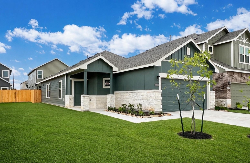 8018 Fijian Cypress Drive - Photo 3