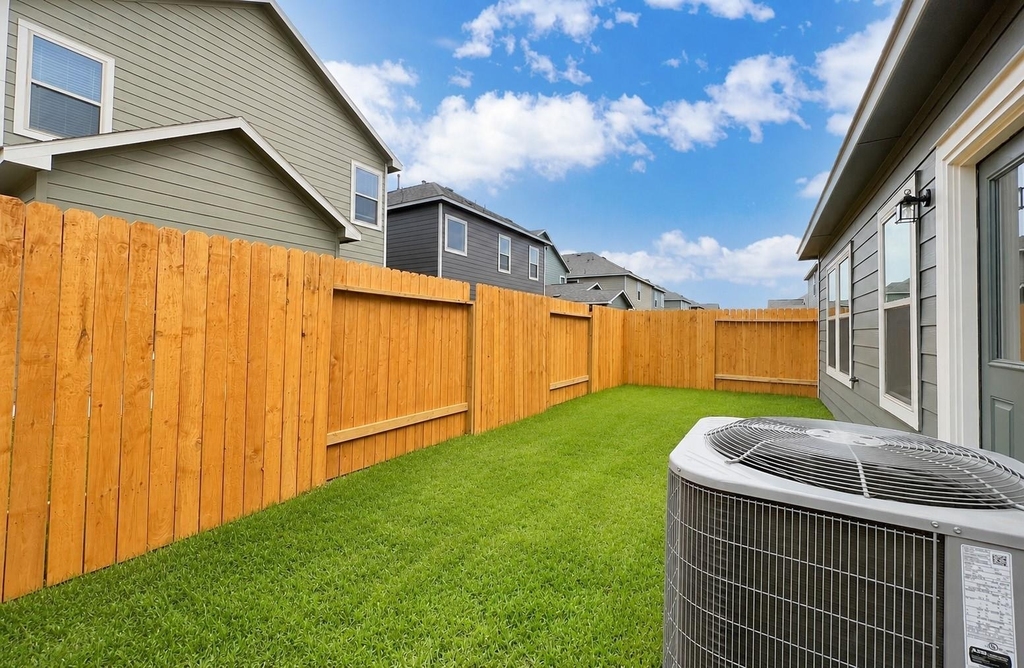 8018 Fijian Cypress Drive - Photo 31