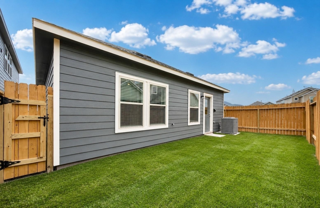 8018 Fijian Cypress Drive - Photo 28