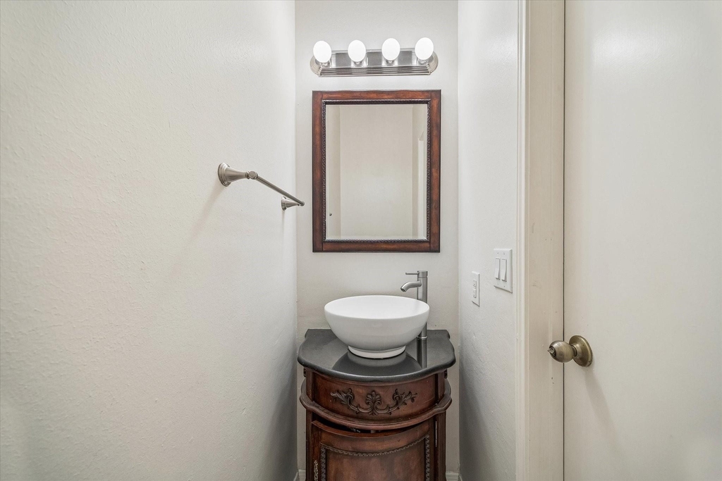 2930 Grants Lake Boulevard - Photo 17