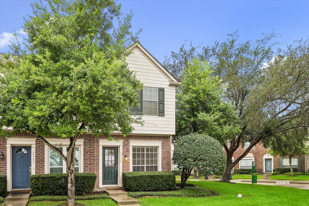 2930 Grants Lake Boulevard - Photo 1
