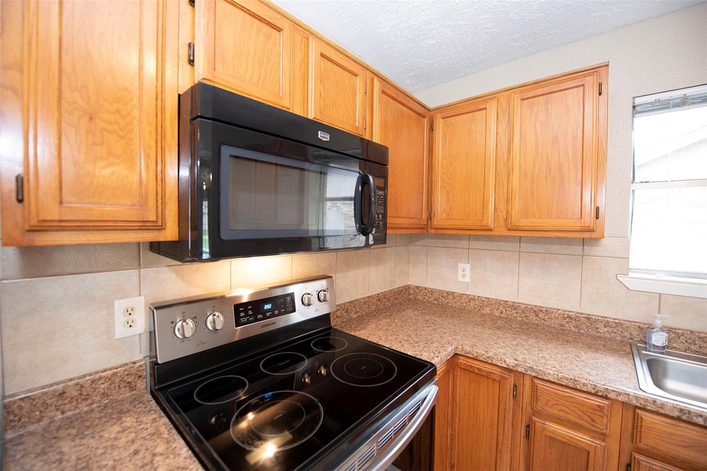 2513 Harpers Ferry Drive - Photo 9