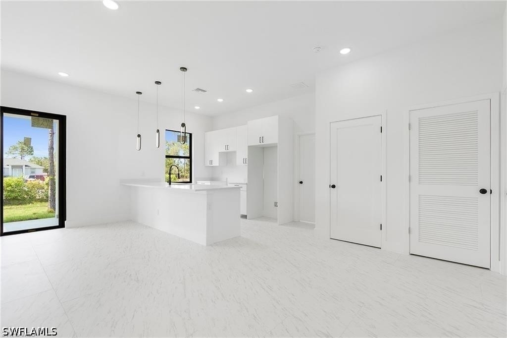 3175 Sunshine Boulevard - Photo 4