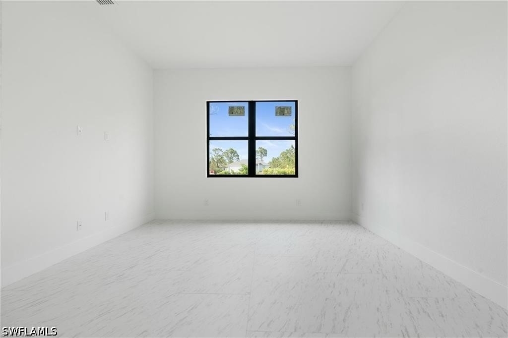 3175 Sunshine Boulevard - Photo 14