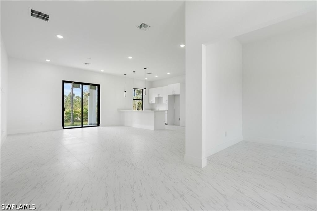 3175 Sunshine Boulevard - Photo 12