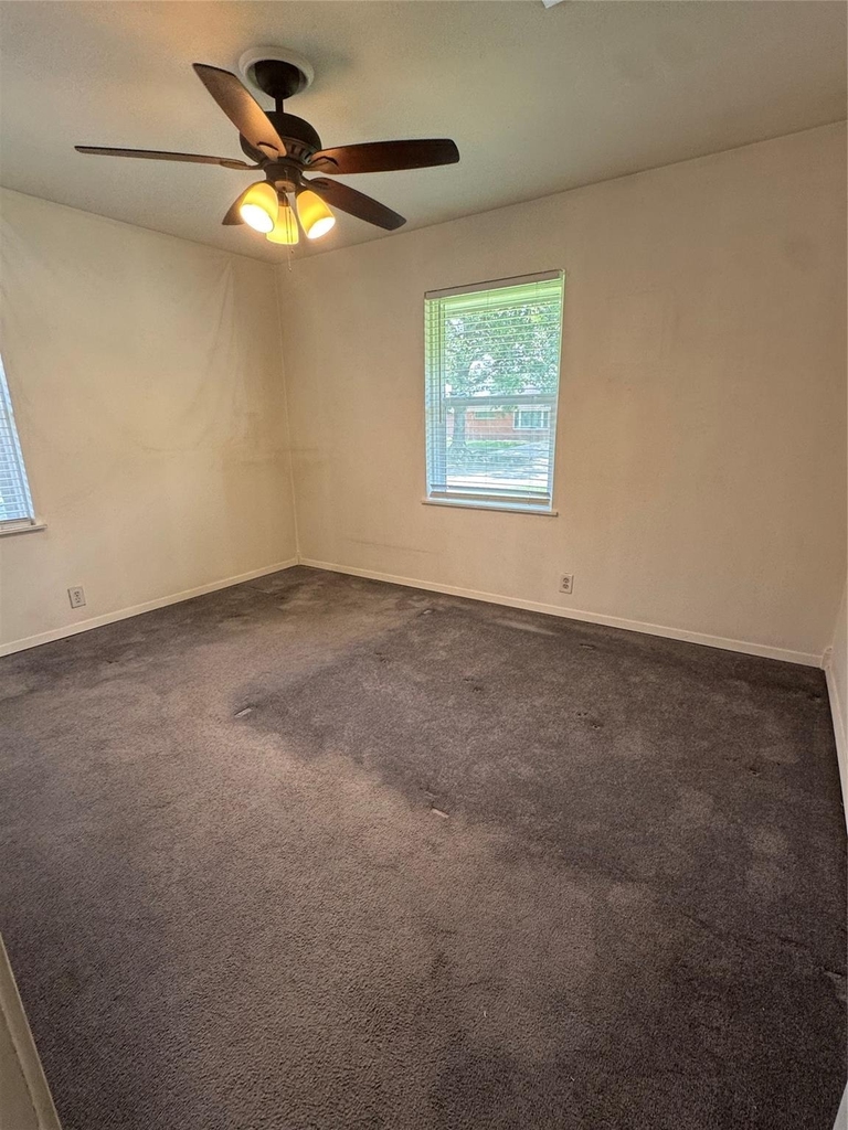 935 Creager Street - Photo 10