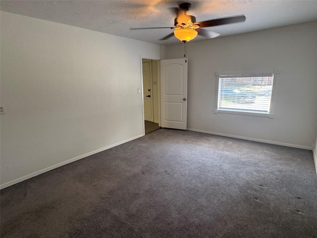 935 Creager Street - Photo 6