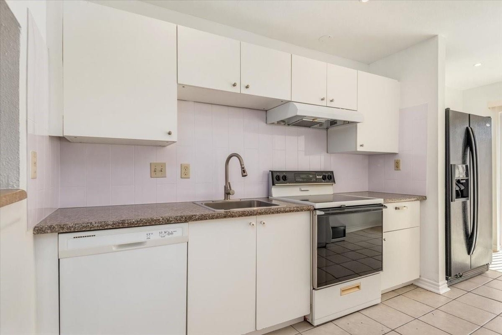 9616 Long Point Road - Photo 5