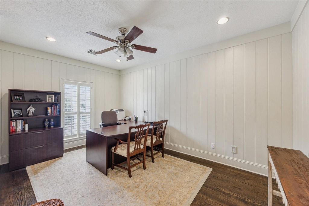 427 N Gate Stone - Photo 18