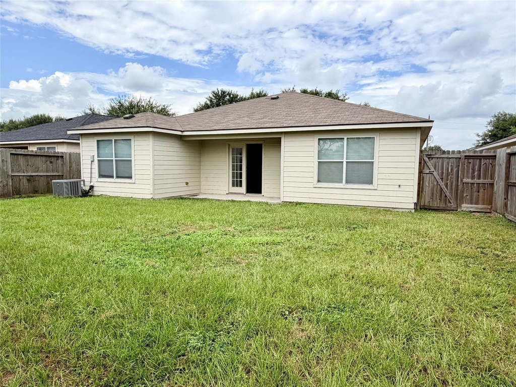 29006 Trinity River Drive - Photo 14