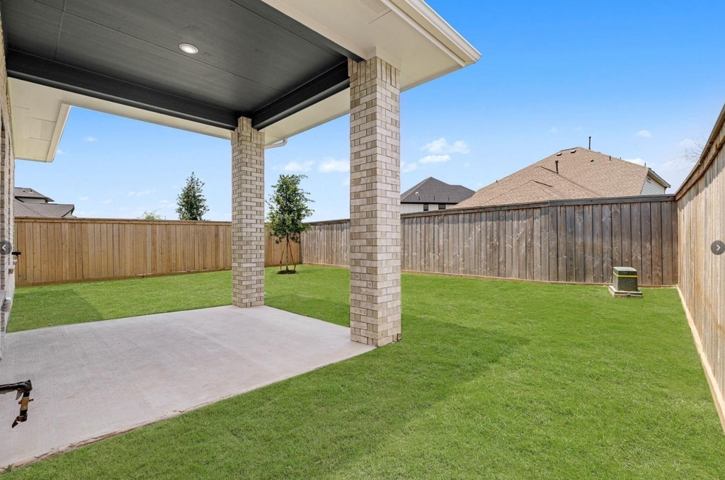21022 Armstrong County Drive - Photo 20