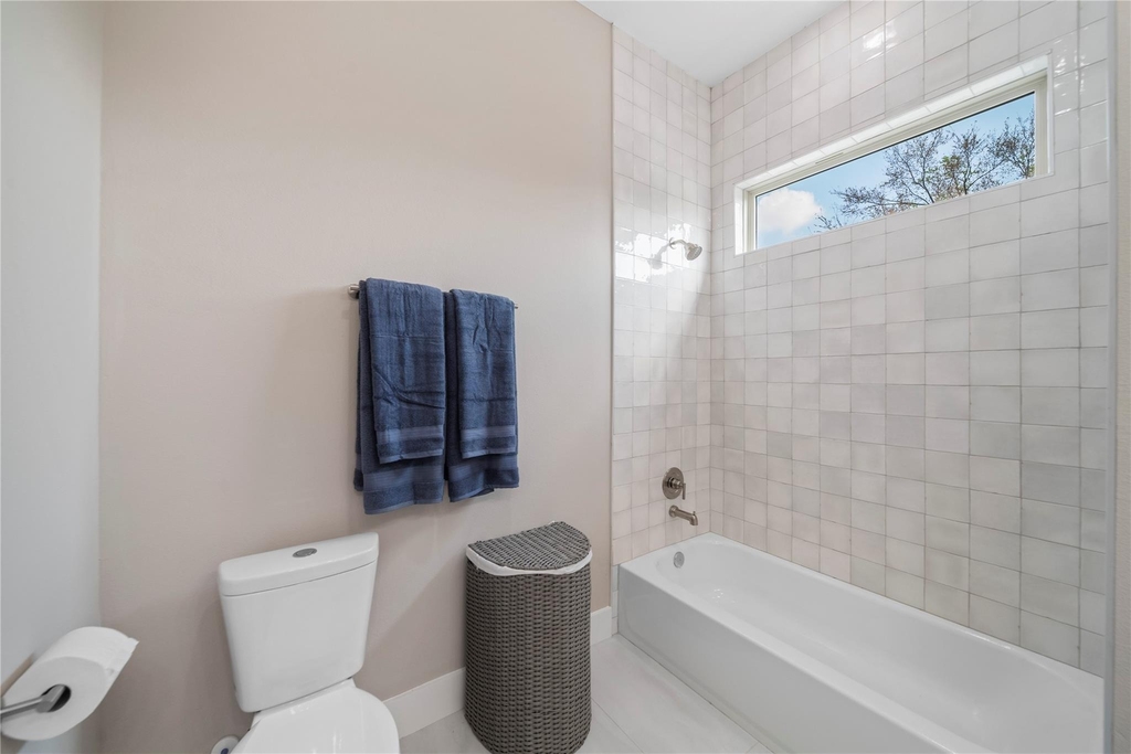 303 Queen Sude Lane - Photo 7