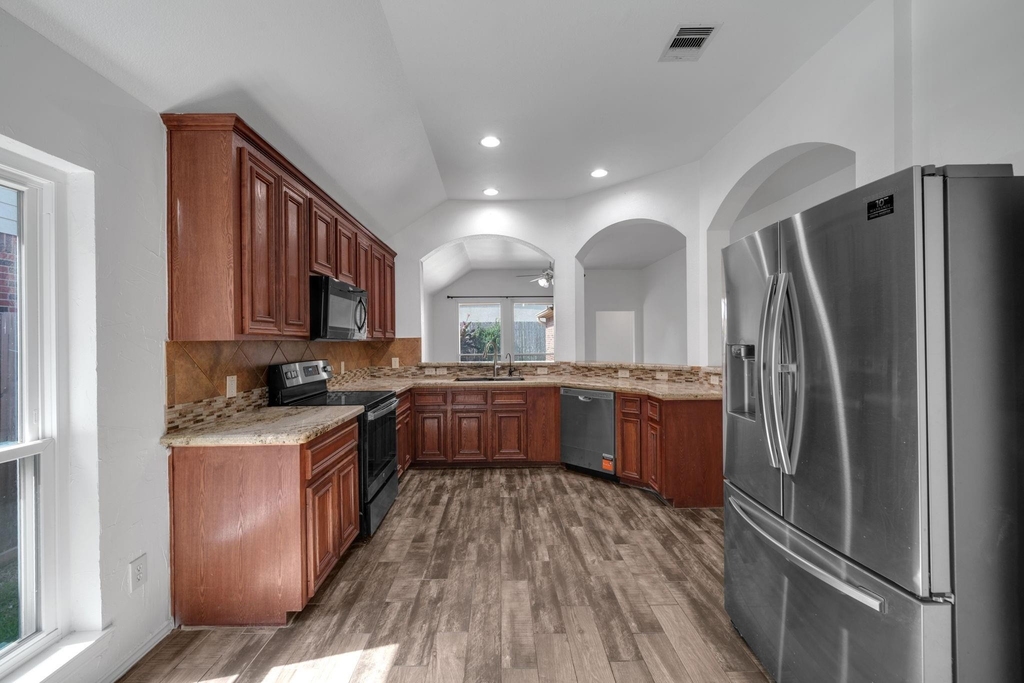 28223 Fantail Drive - Photo 3