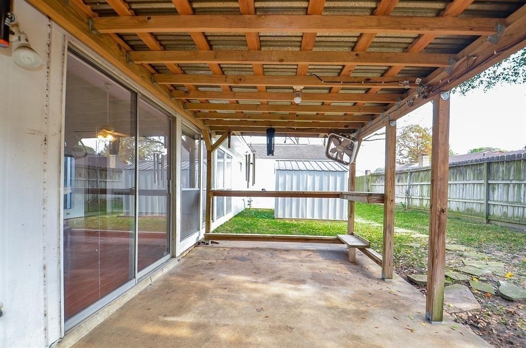 15815 Boulder Oaks Drive - Photo 5
