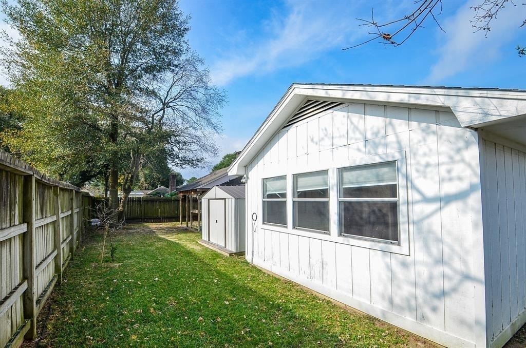 15815 Boulder Oaks Drive - Photo 2