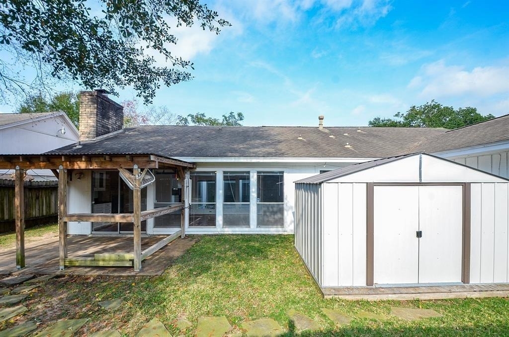 15815 Boulder Oaks Drive - Photo 3