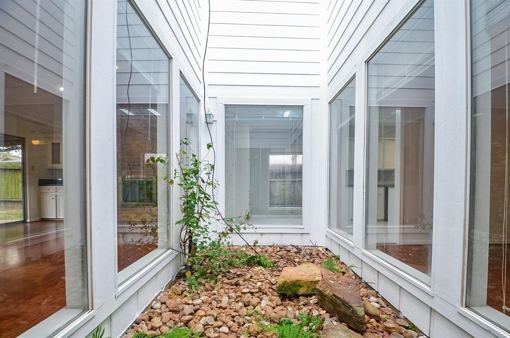 15815 Boulder Oaks Drive - Photo 21