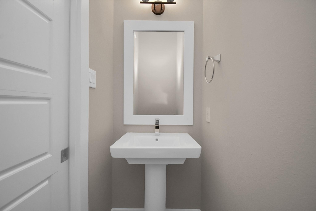 1235 W Tidwell Road - Photo 12