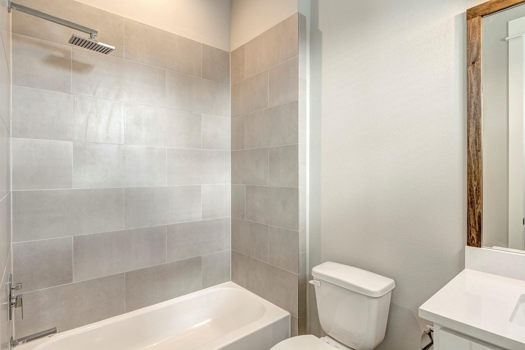 1304 W 23rd Street - Photo 16