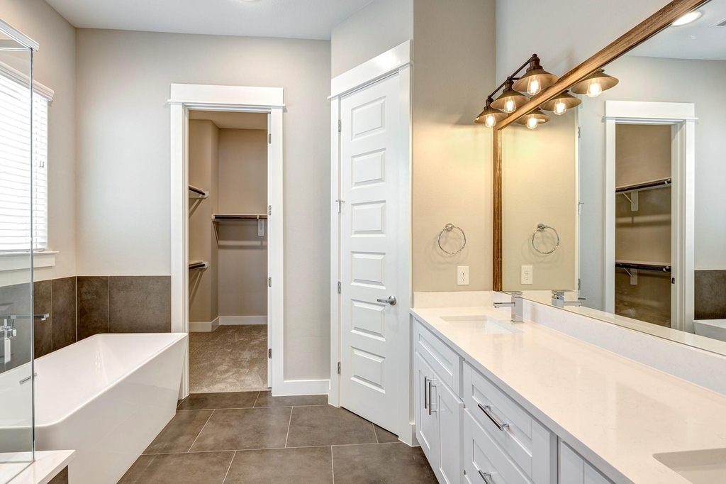 1304 W 23rd Street - Photo 13