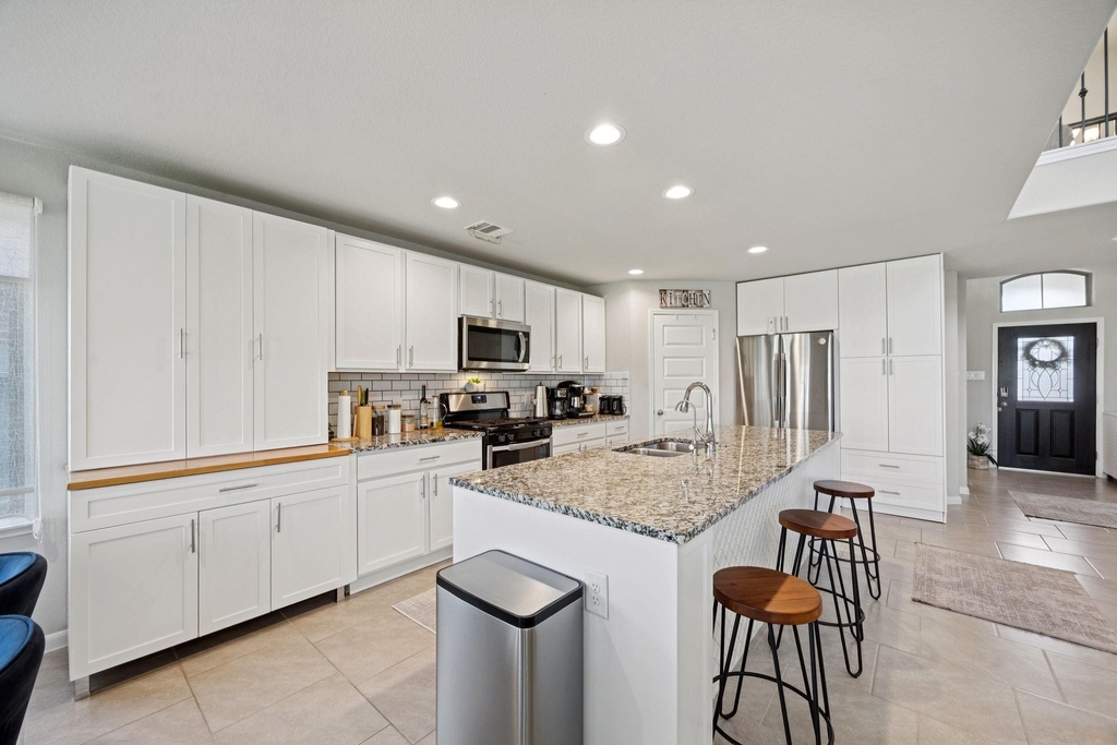 21030 Albany Landing Lane - Photo 8