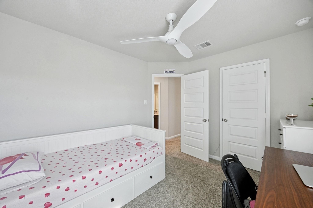 21030 Albany Landing Lane - Photo 22