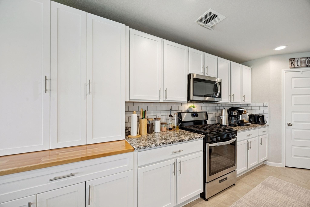 21030 Albany Landing Lane - Photo 7