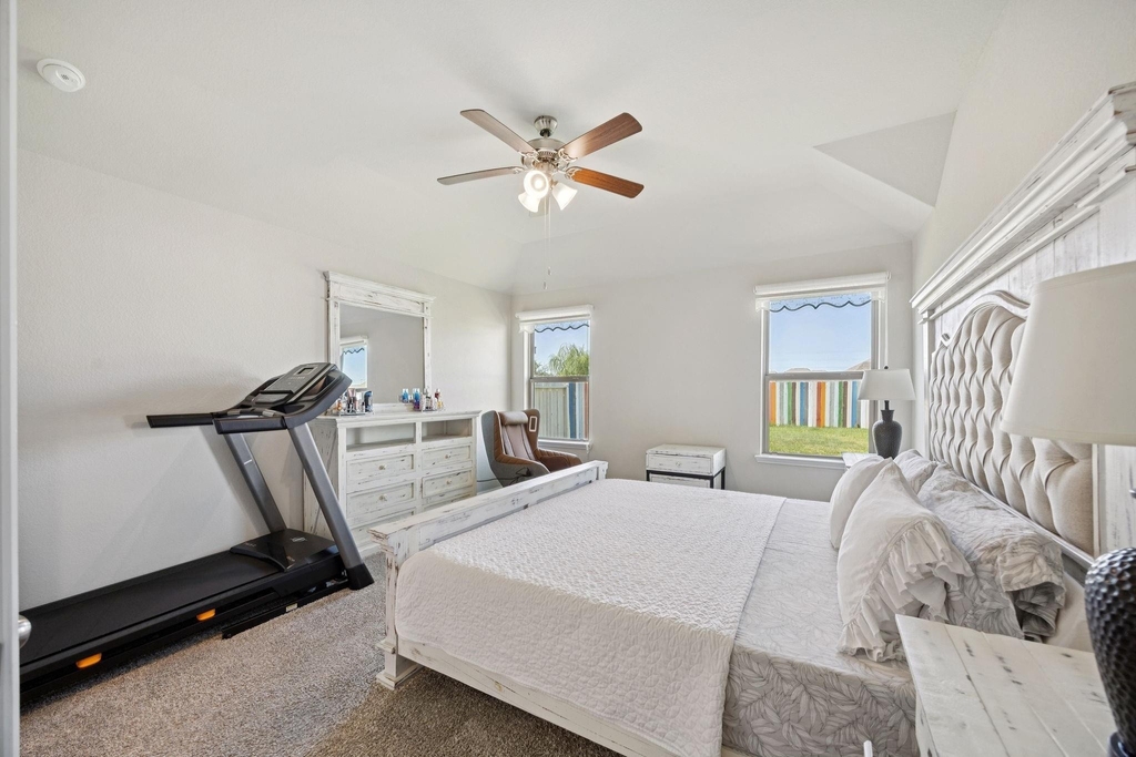 21030 Albany Landing Lane - Photo 11