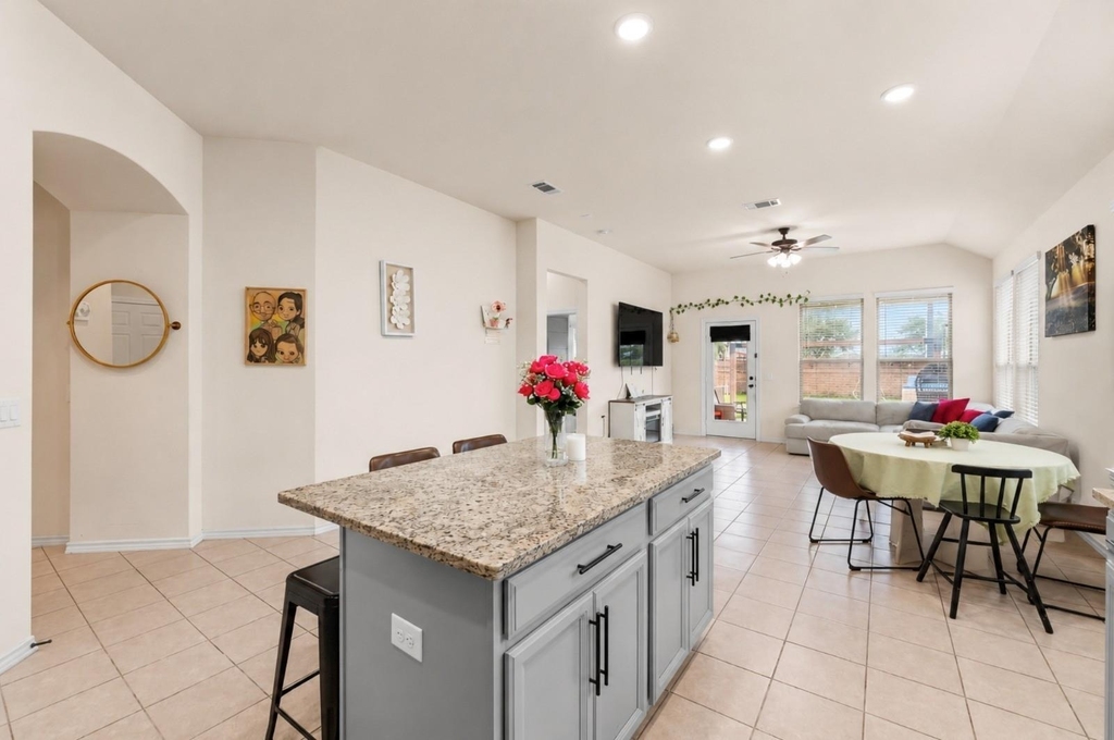 11410 Cypress Elm Court - Photo 12