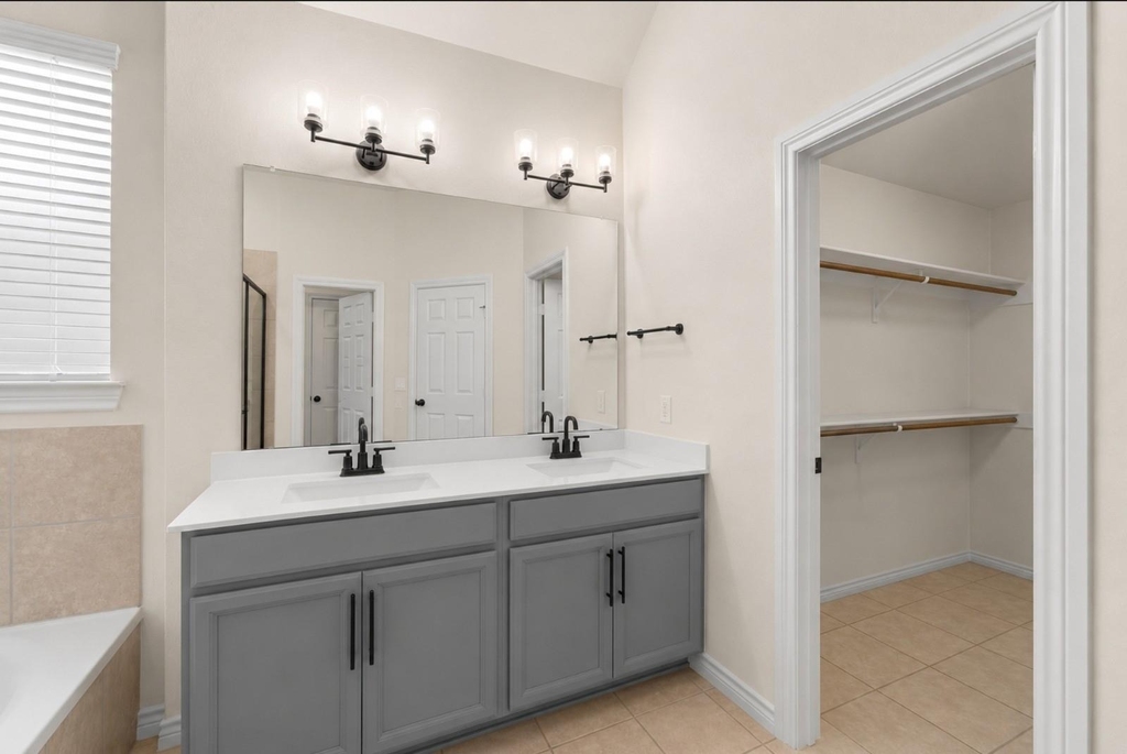 11410 Cypress Elm Court - Photo 16