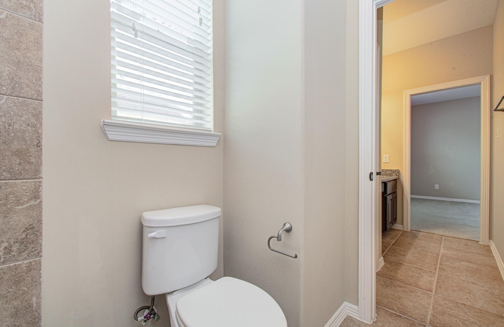 5711 Avon Landing Lane - Photo 33