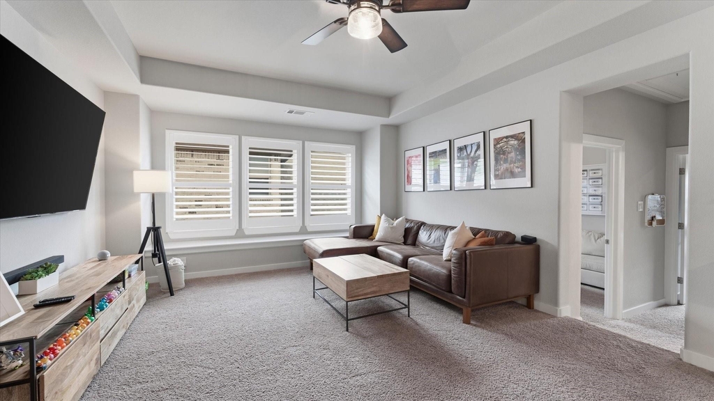 125 Russet Bend Place N - Photo 26