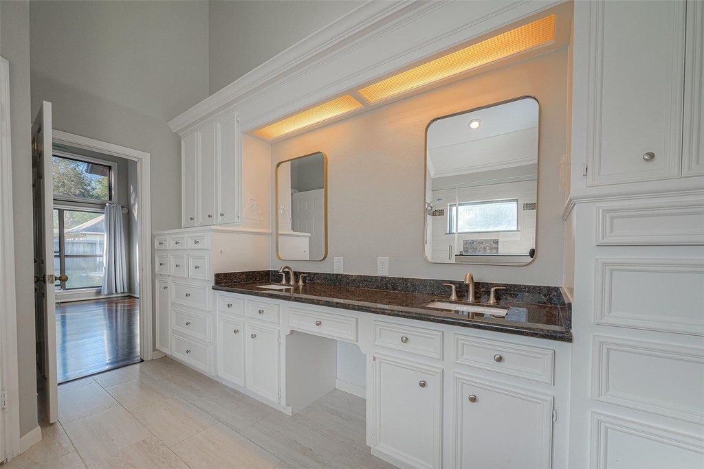15714 Sylvan Lake Drive - Photo 38