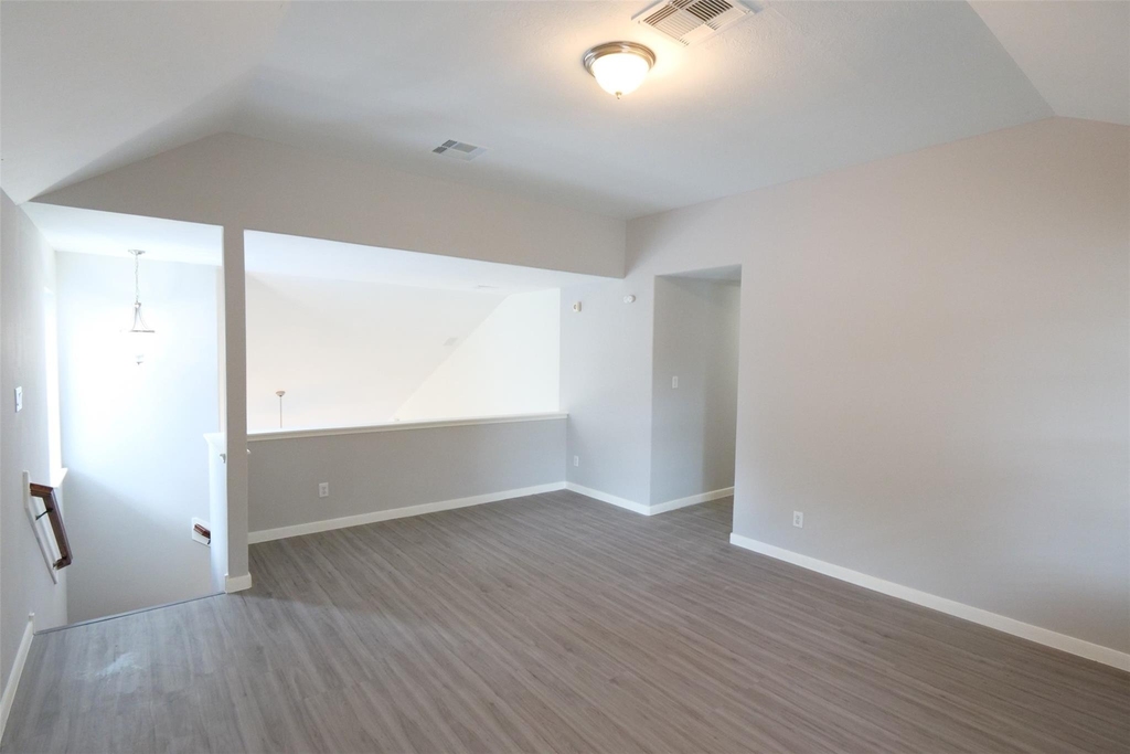 6119 Lakenshire Falls Lane - Photo 21